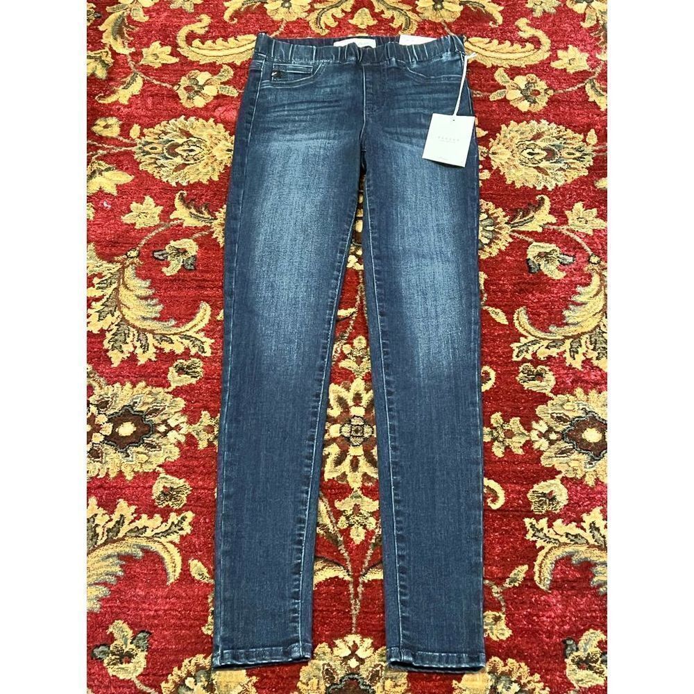 NWT Kancan High Rise Super Skinny Leggings, Jeans, Jeggings Size 24